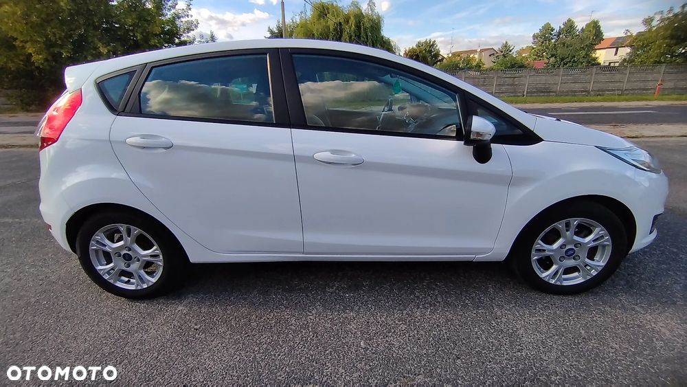 Ford Fiesta 1.0 EcoBoost STart-Stop Titanium - 1