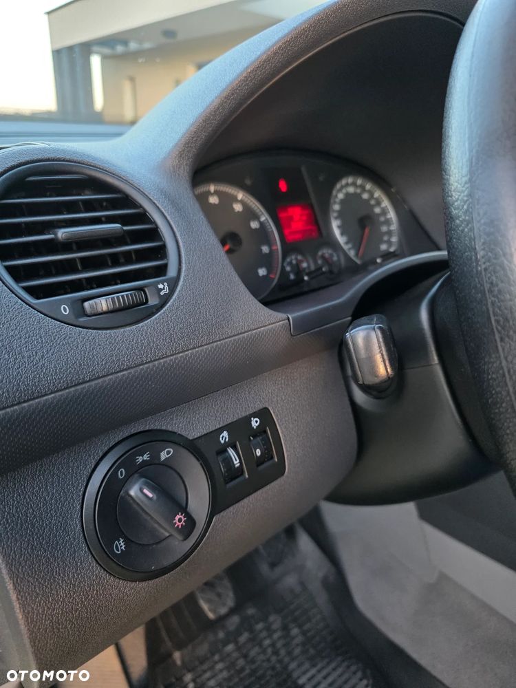 Volkswagen Caddy 1.6 Life Colour Concept - 13