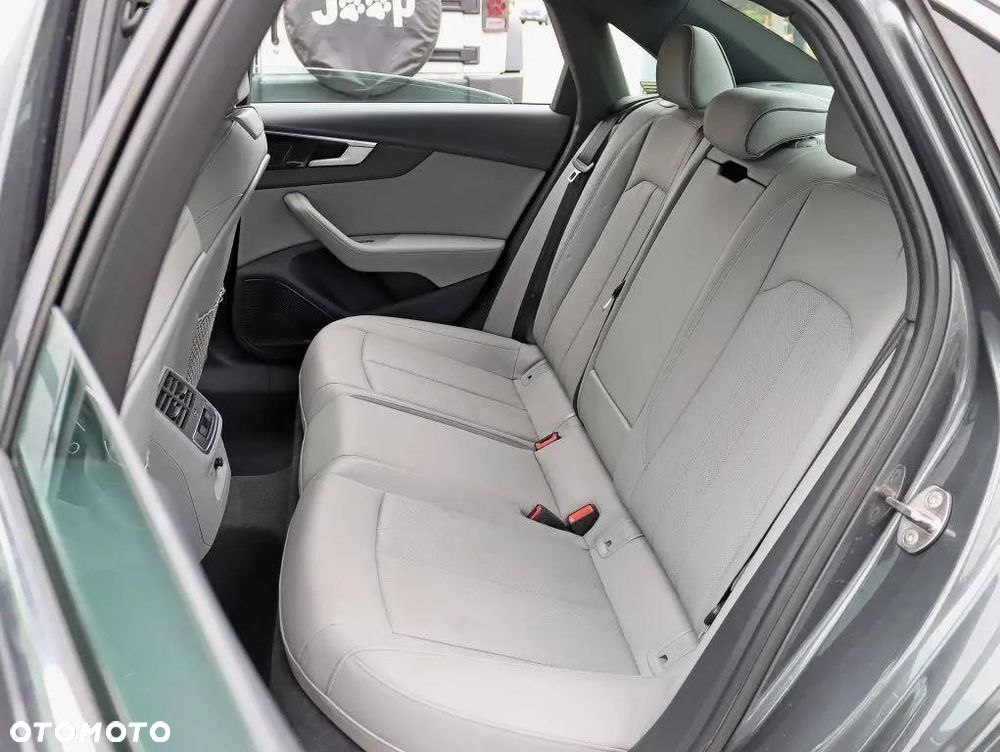 Audi A4 Limousine 45 TFSI quattro S tronic S line - 13