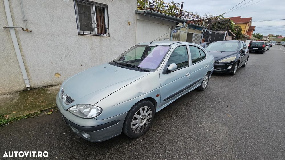 Renault Megane - 8