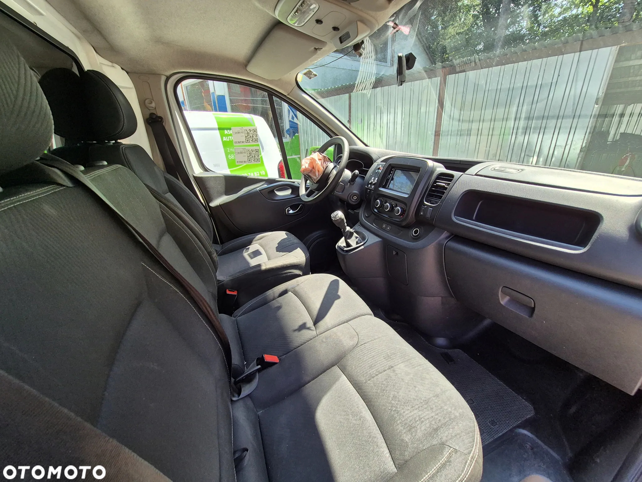 Renault TRAFIC - 32