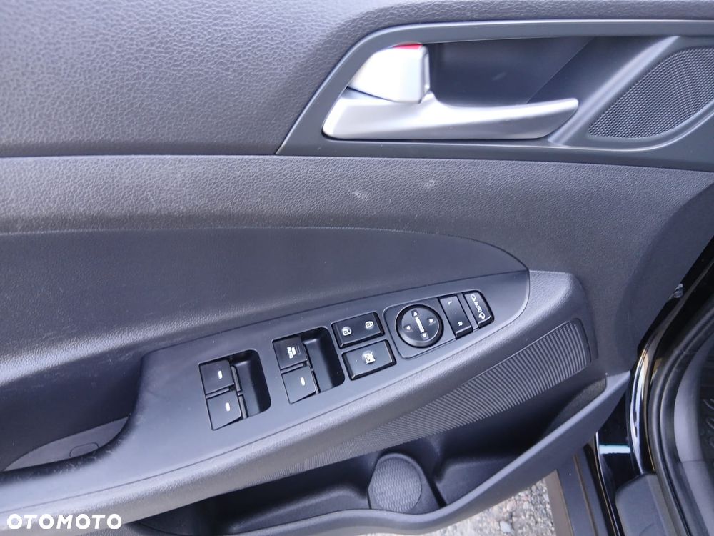 Hyundai Tucson blue 1.7 CRDi 2WD Classic - 18