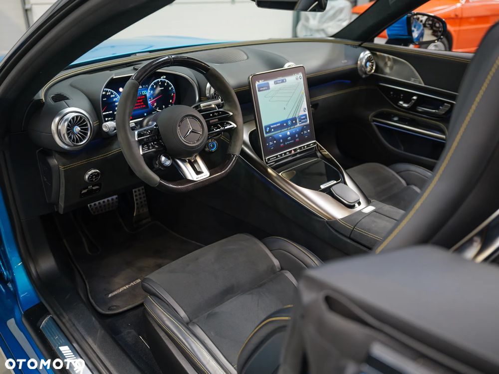Mercedes-Benz SL AMG 63 4-Matic+ - 15