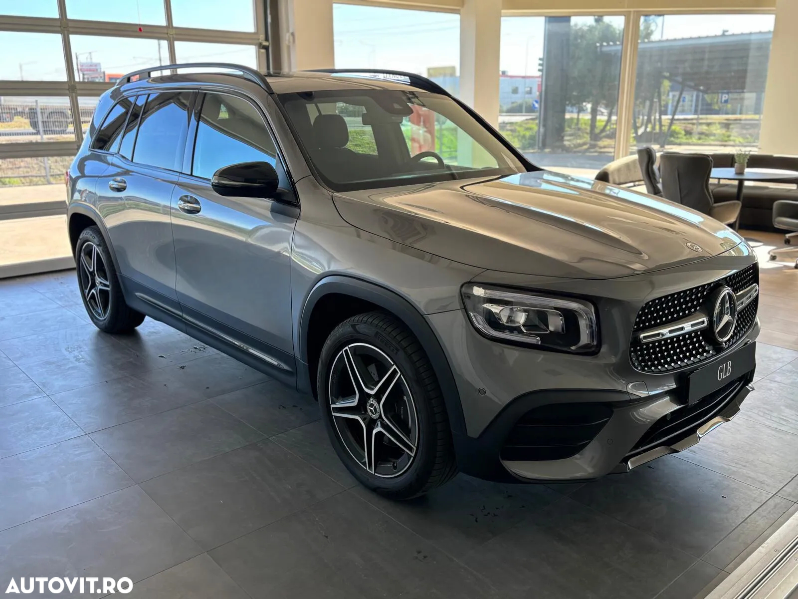 Mercedes-Benz GLB 200 4Matic 8G-DCT AMG Line - 4