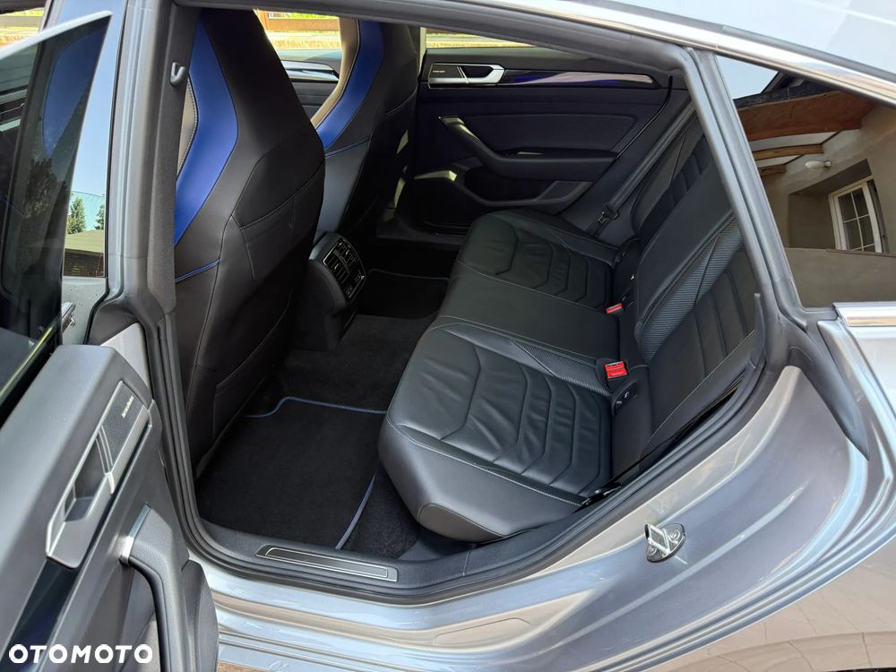 Volkswagen Arteon 2.0 TSI 4Motion R DSG - 24