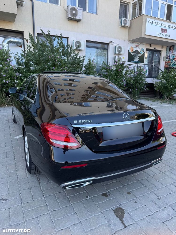 Mercedes-Benz E 220 d 9G-TRONIC - 12