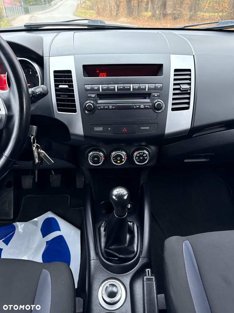 Peugeot 4007 5-Sitzer Sport - 17