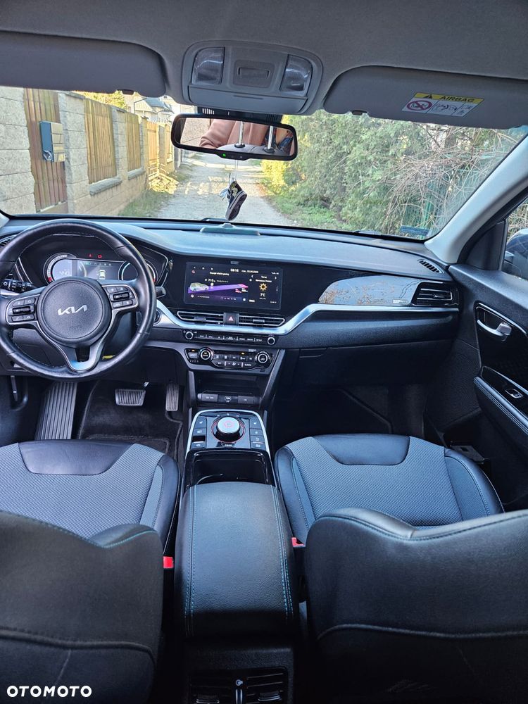 Kia Niro 64kWh L - 15