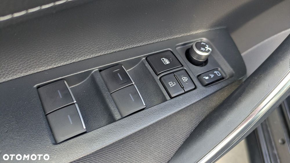 Toyota Corolla 2.0 Hybrid Comfort - 21