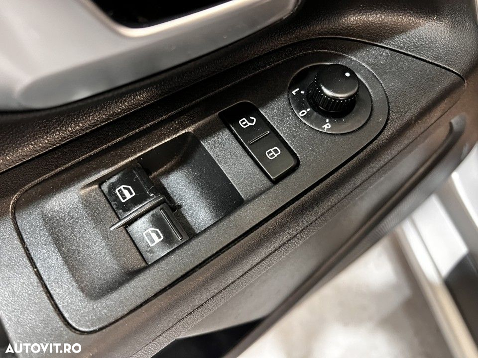 Volkswagen up! - 8