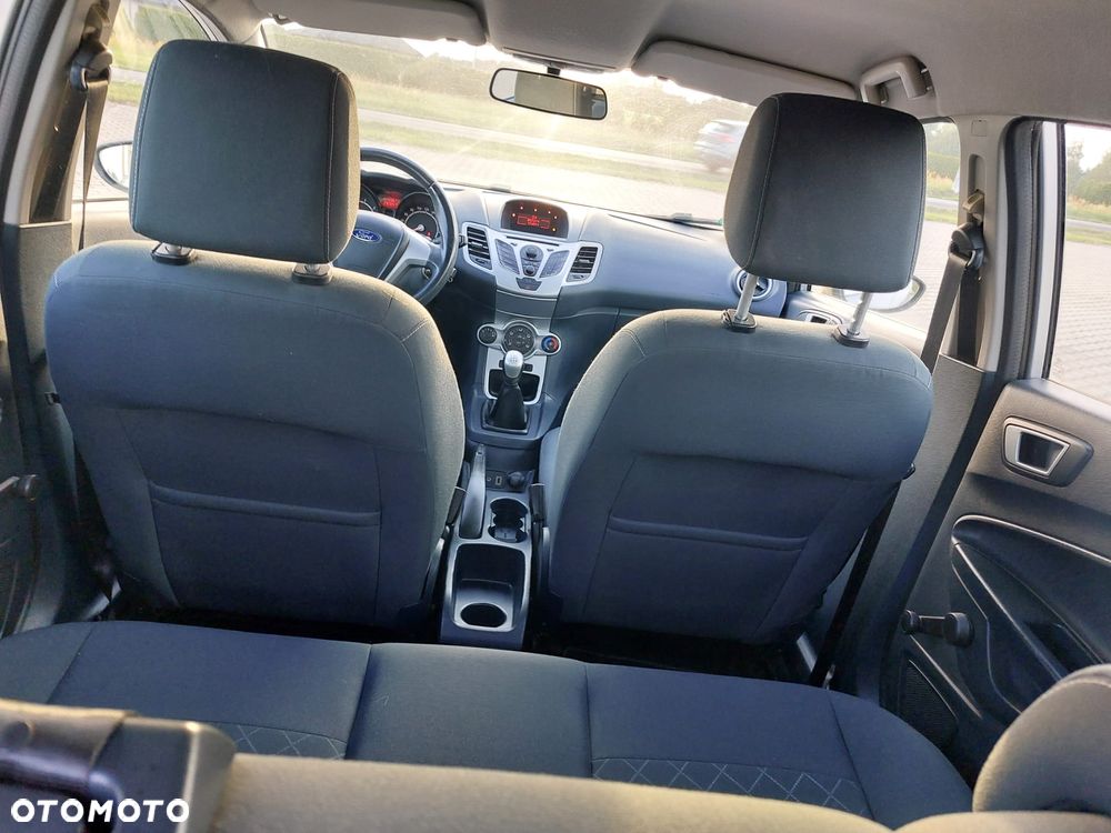 Ford Fiesta - 20