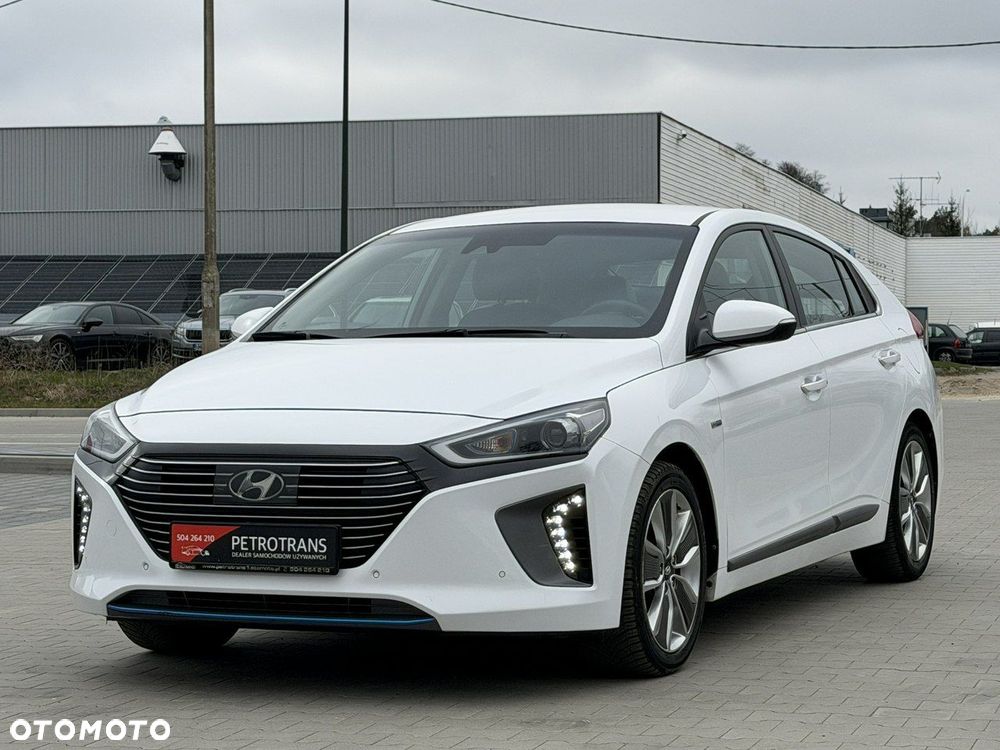 Hyundai IONIQ - 5