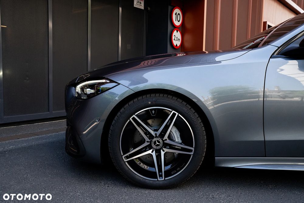 Mercedes-Benz Klasa C 200 mHEV 4-Matic AMG - 26