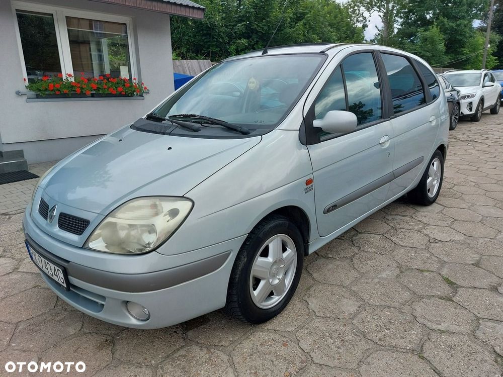 Renault Scenic - 3
