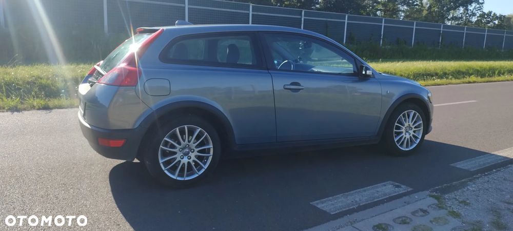 Volvo C30 1.6D - 13