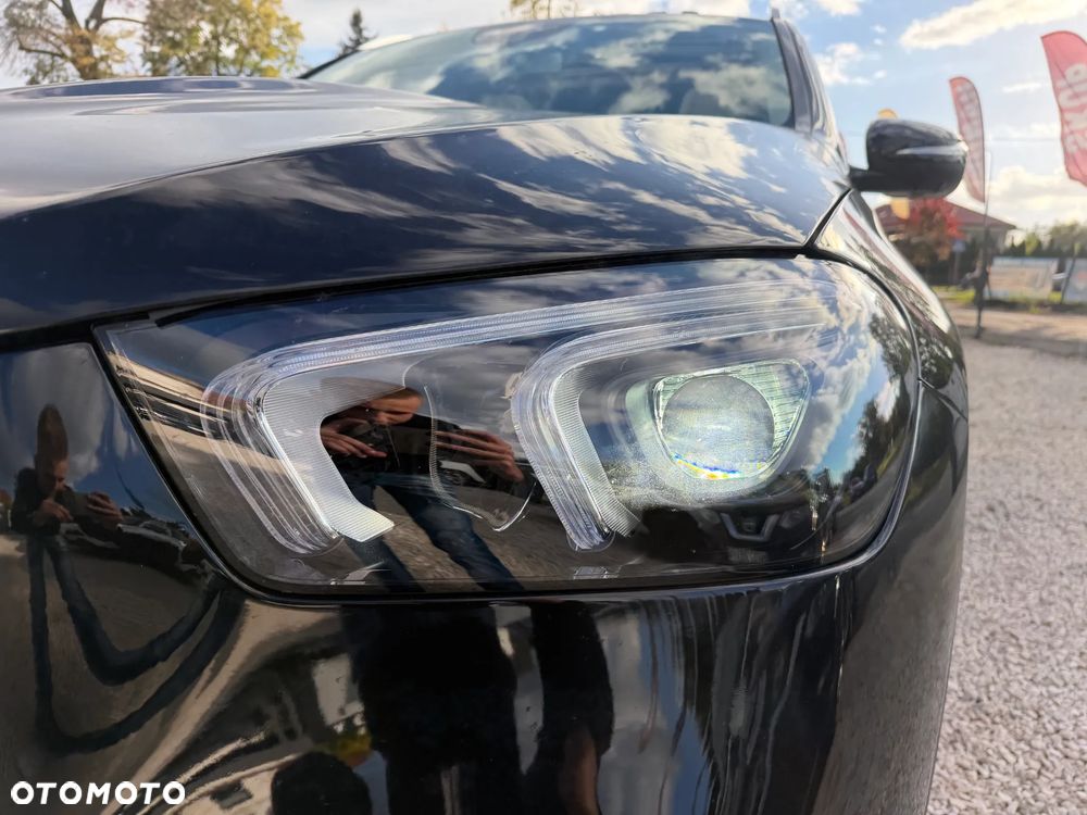 Mercedes-Benz GLE - 38