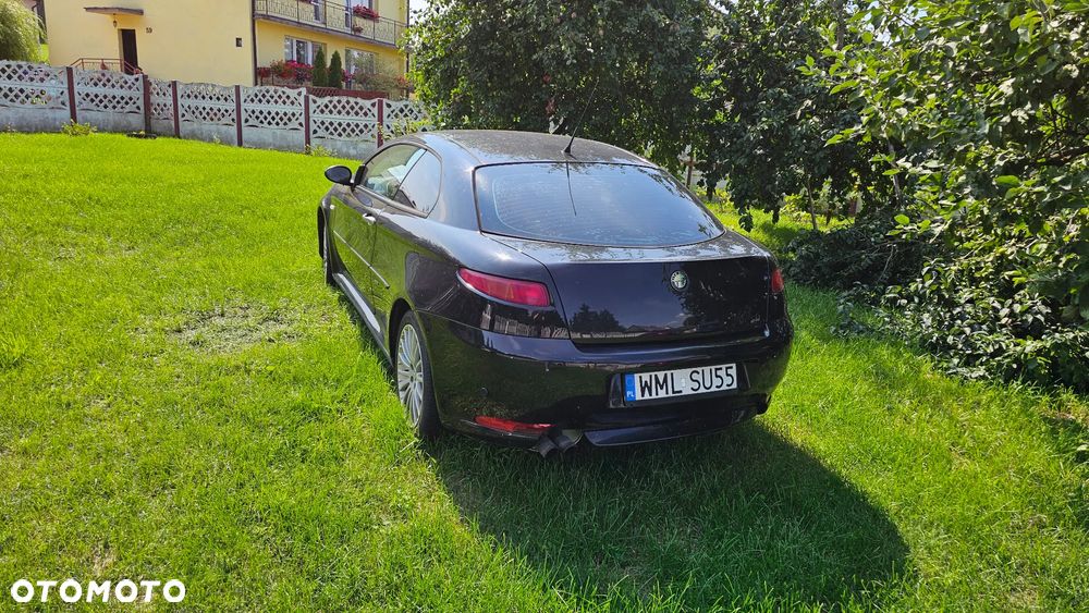 Alfa Romeo GT - 4