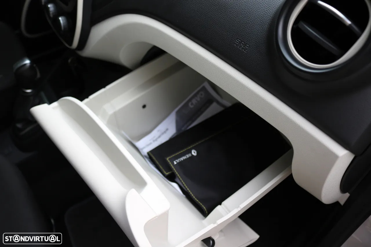 Renault Captur 1.5 dCi Exclusive EDC - 45