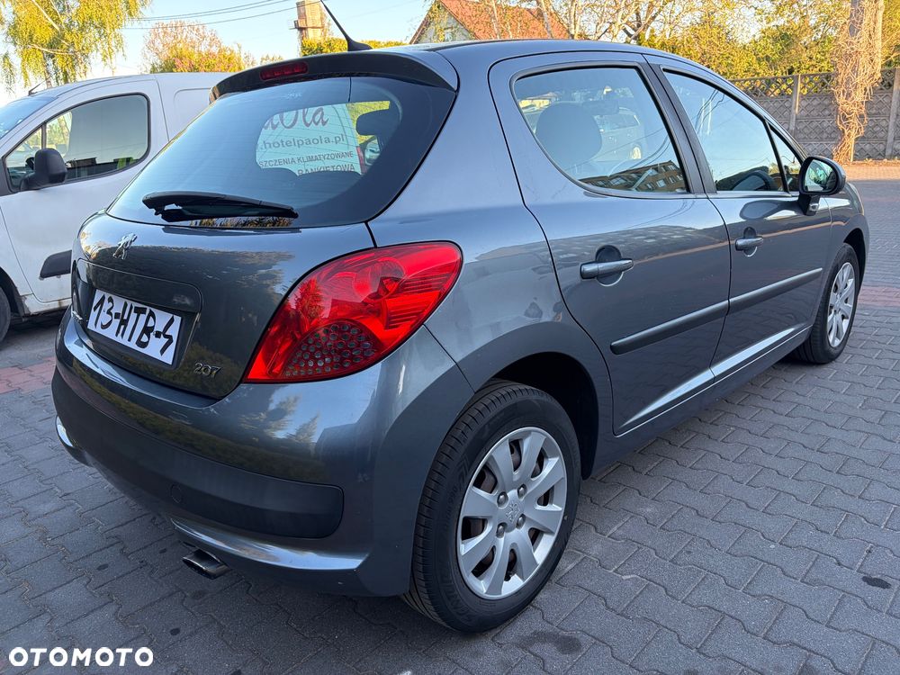 Peugeot 207 95 VTi Urban Style - 12