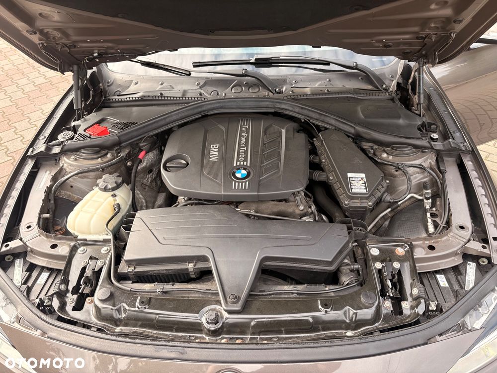 BMW Seria 3 320d - 19