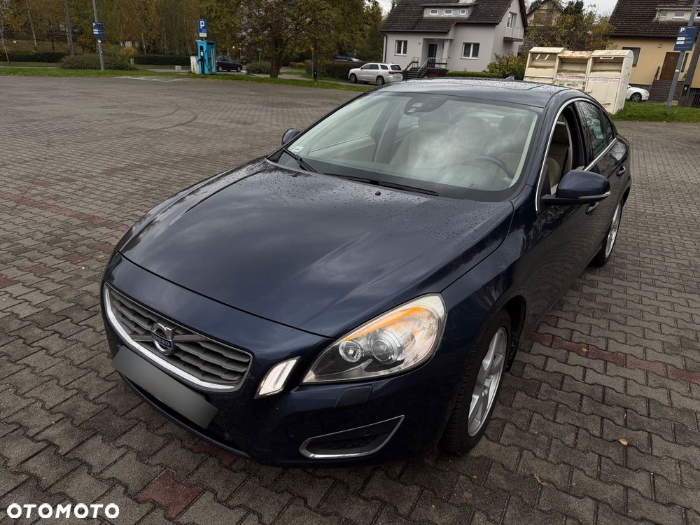 Volvo S60 D3 Geartronic Kinetic - 1