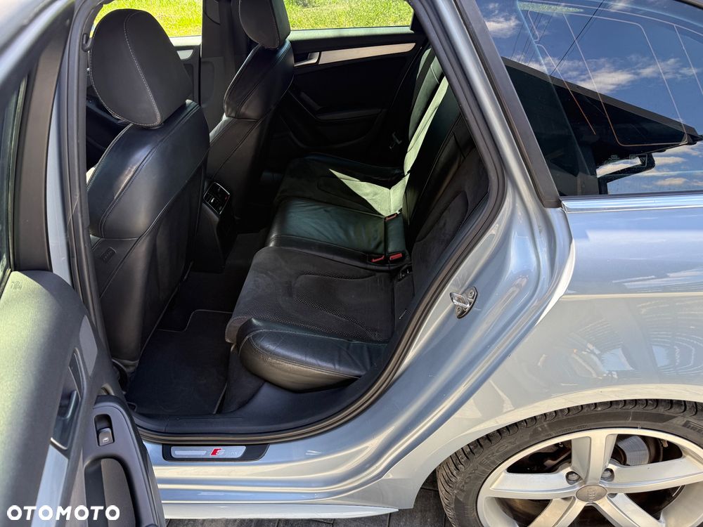 Audi A4 Avant 2.0 TDI DPF S line Sportpaket - 18