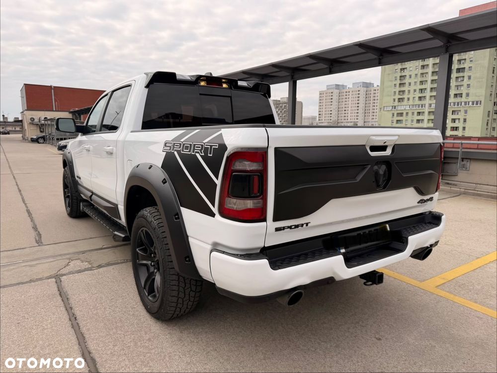 Dodge RAM - 6