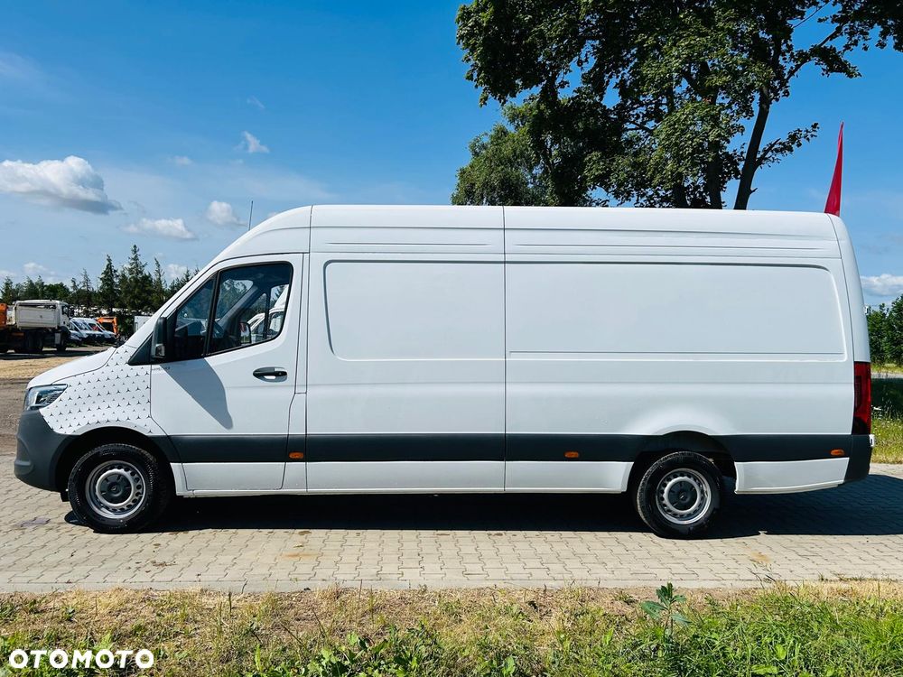 Mercedes-Benz Sprinter - 17