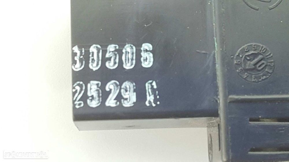 COMANDO ELEVADOR FRENTE ESQUERDO FIAT NUOVA 500 (150) LOUNGE - 3