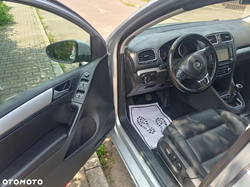 Volkswagen Golf 2.0 TDI DPF Highline - 10