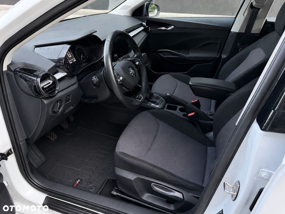 Skoda Fabia 1.0 TSI Ambition Plus - 10