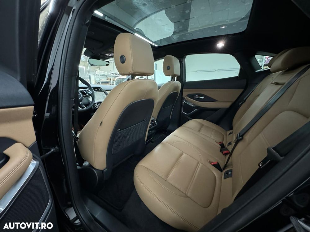 Jaguar E-Pace - 21
