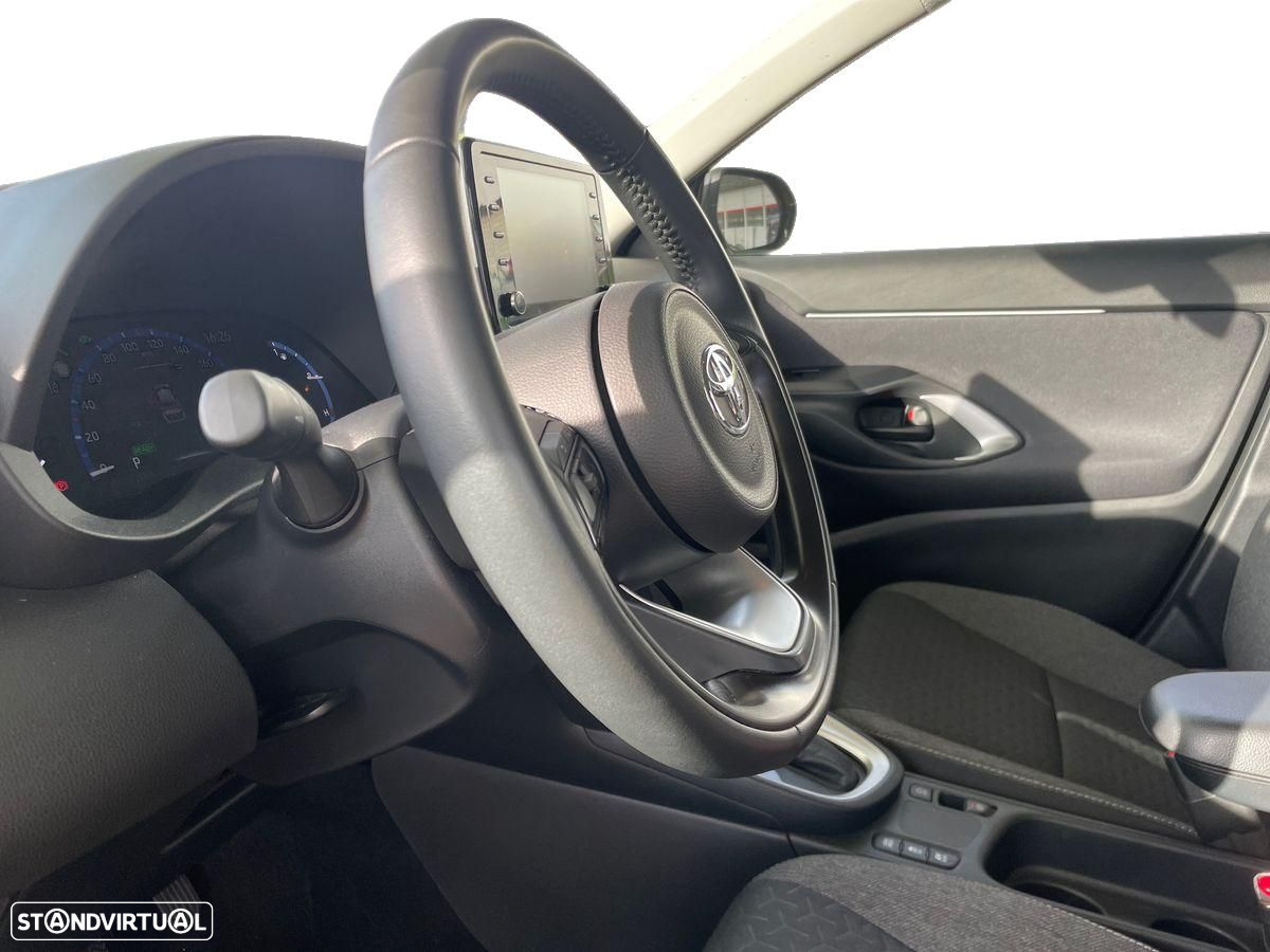 Toyota Yaris Cross - 11