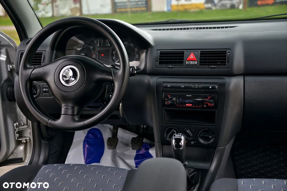 Skoda Octavia 1.9 TDI Combi Ambiente - 36