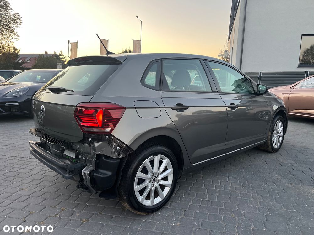 Volkswagen Polo - 4