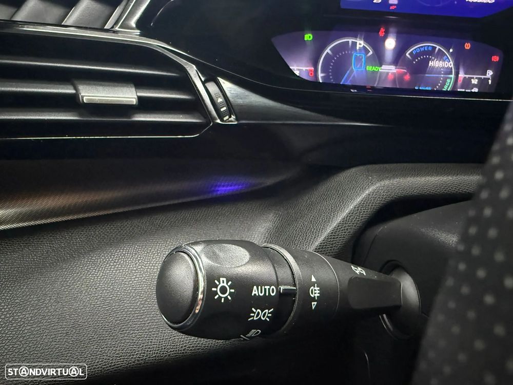 Peugeot 308 1.6 Hybrid GT Pack e-EAT8 - 30