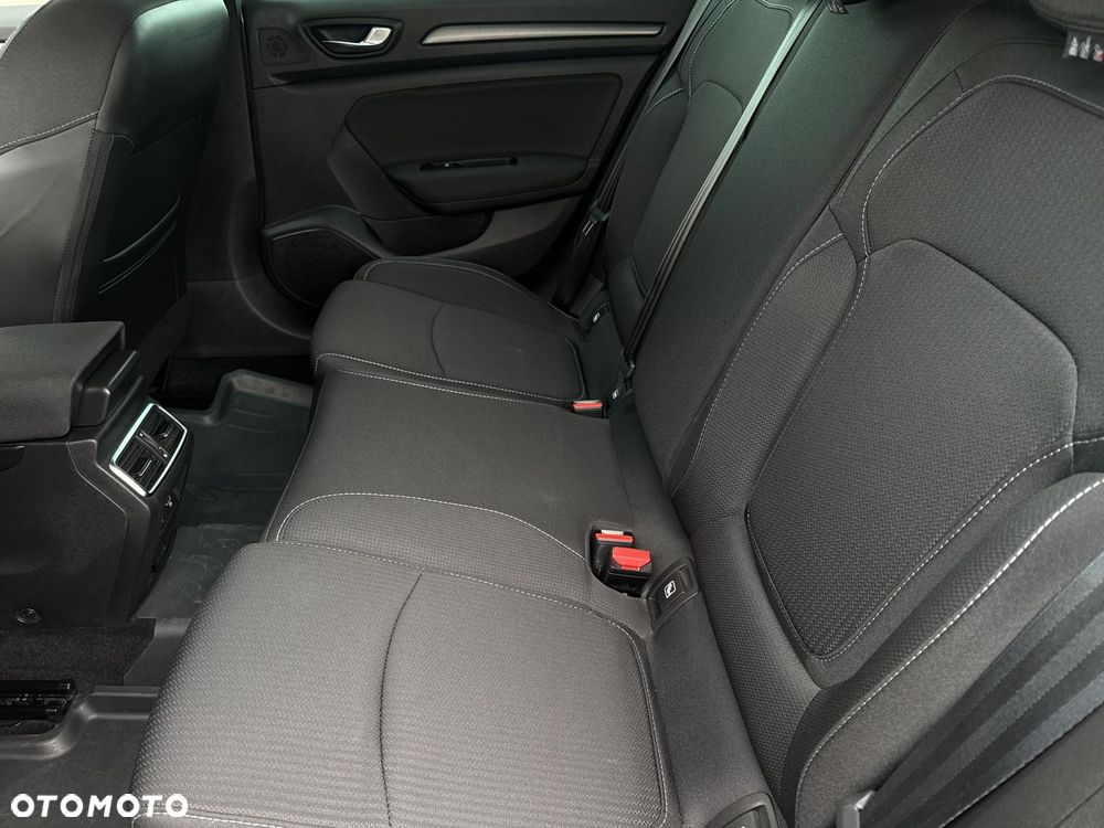Renault Megane 1.3 TCe FAP Zen - 12