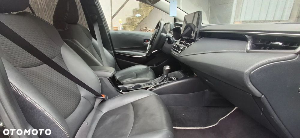 Toyota Corolla 1.8 Hybrid Comfort - 5