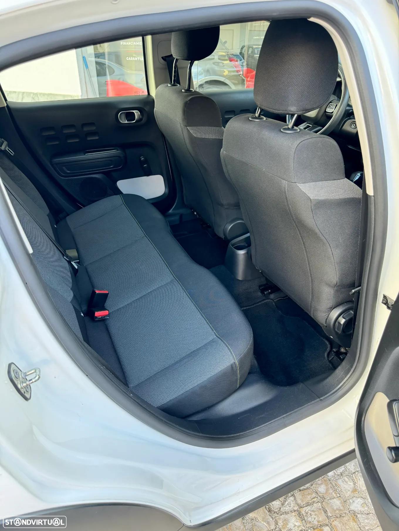 Citroën C3 1.5 BlueHDi Shine - 10