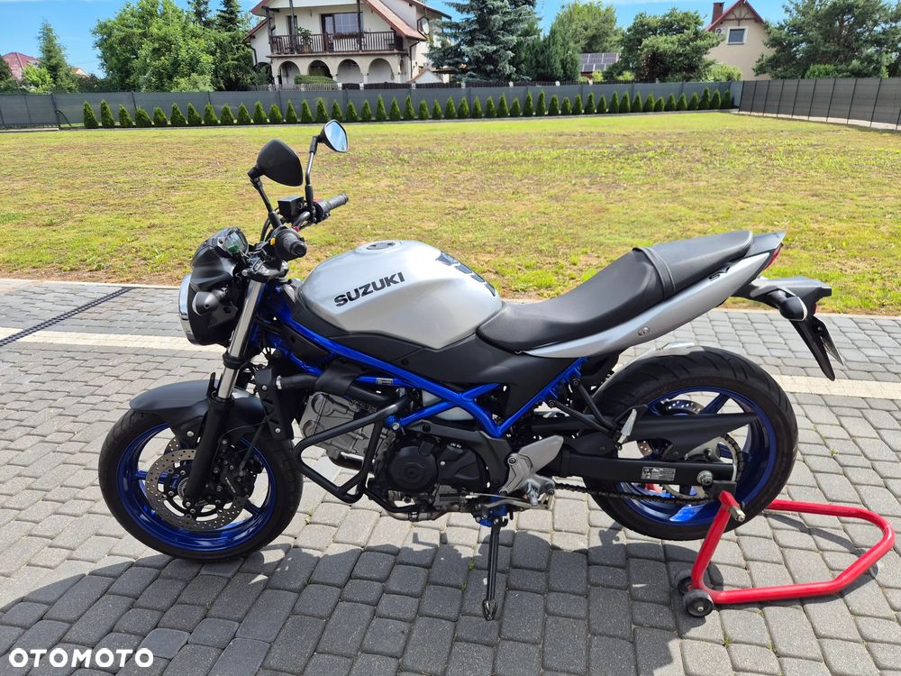 Suzuki SV - 16