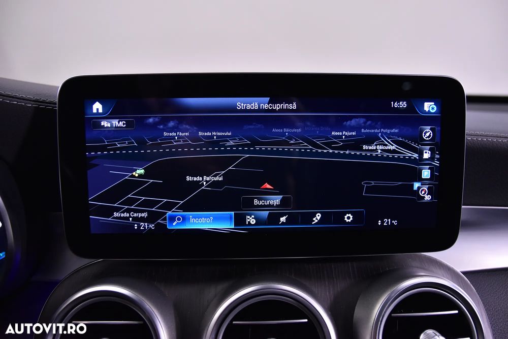 Mercedes-Benz GLC 300 4Matic 9G-TRONIC AMG Line - 23