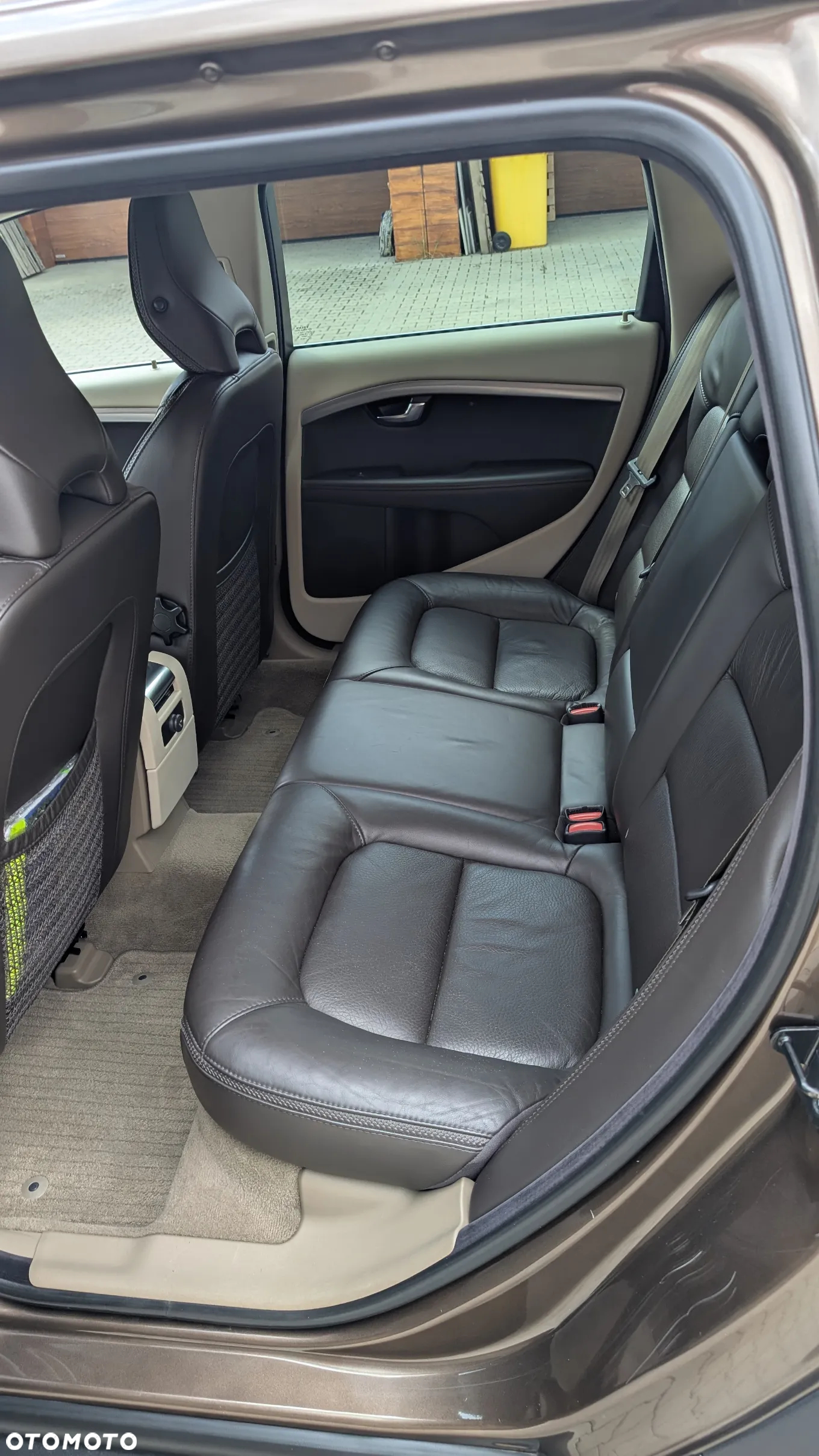 Volvo XC 70 D4 AWD Summum EU6 - 16