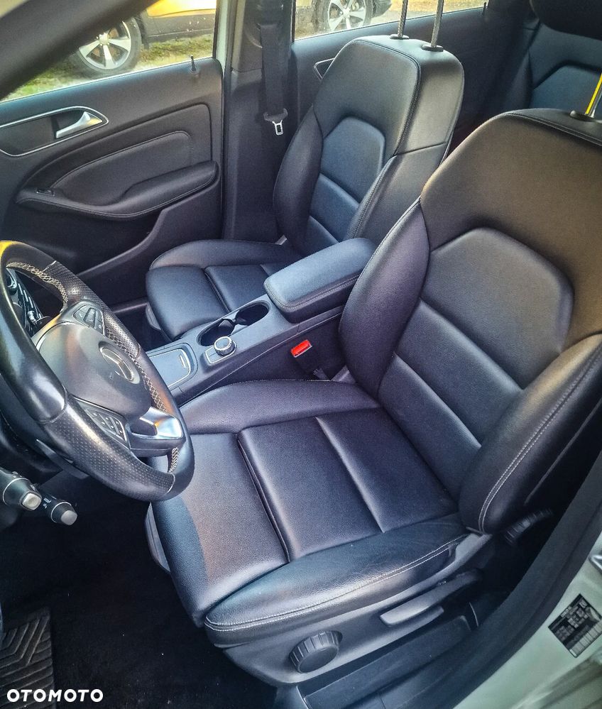 Mercedes-Benz Klasa B 250 4-Matic - 17