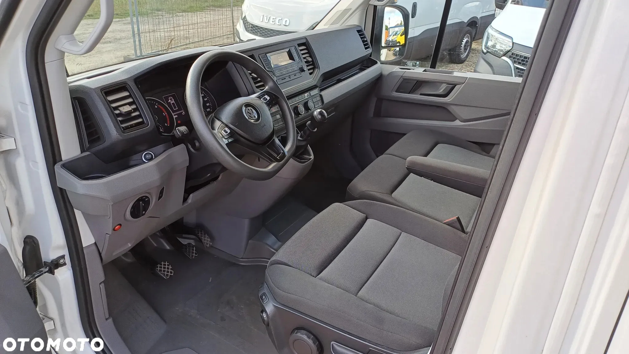 Volkswagen Crafter  Baza Na  Kampera  Koniowóz Kontener Bardzo Dobry stan - 22