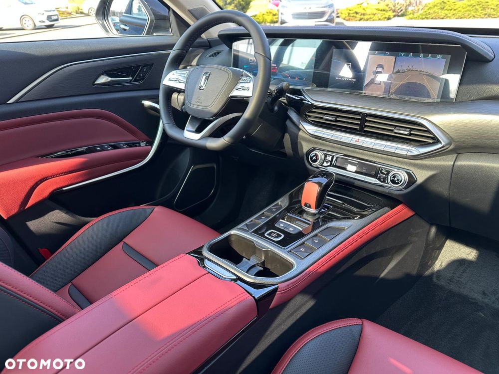 Bestune T77 1.5T Business DCT - 8