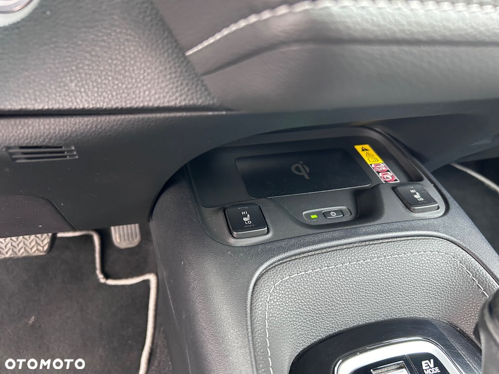 Toyota Corolla 2.0 Hybrid Style - 20