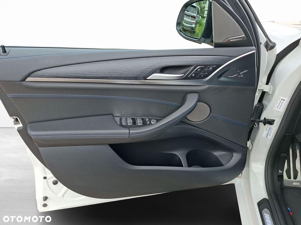 BMW iX3 80kWh Impressive - 12