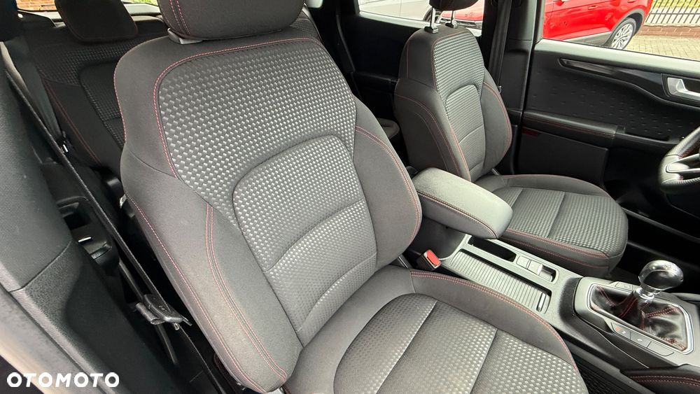 Ford Kuga 2.0 EcoBlue Hybrid ST-LINE - 26