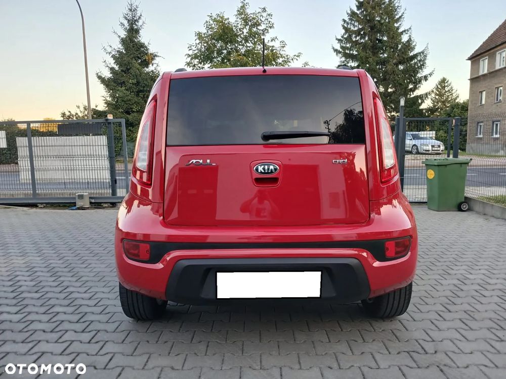 Kia Soul 1.6 CRDI Dream Team Edition - 21