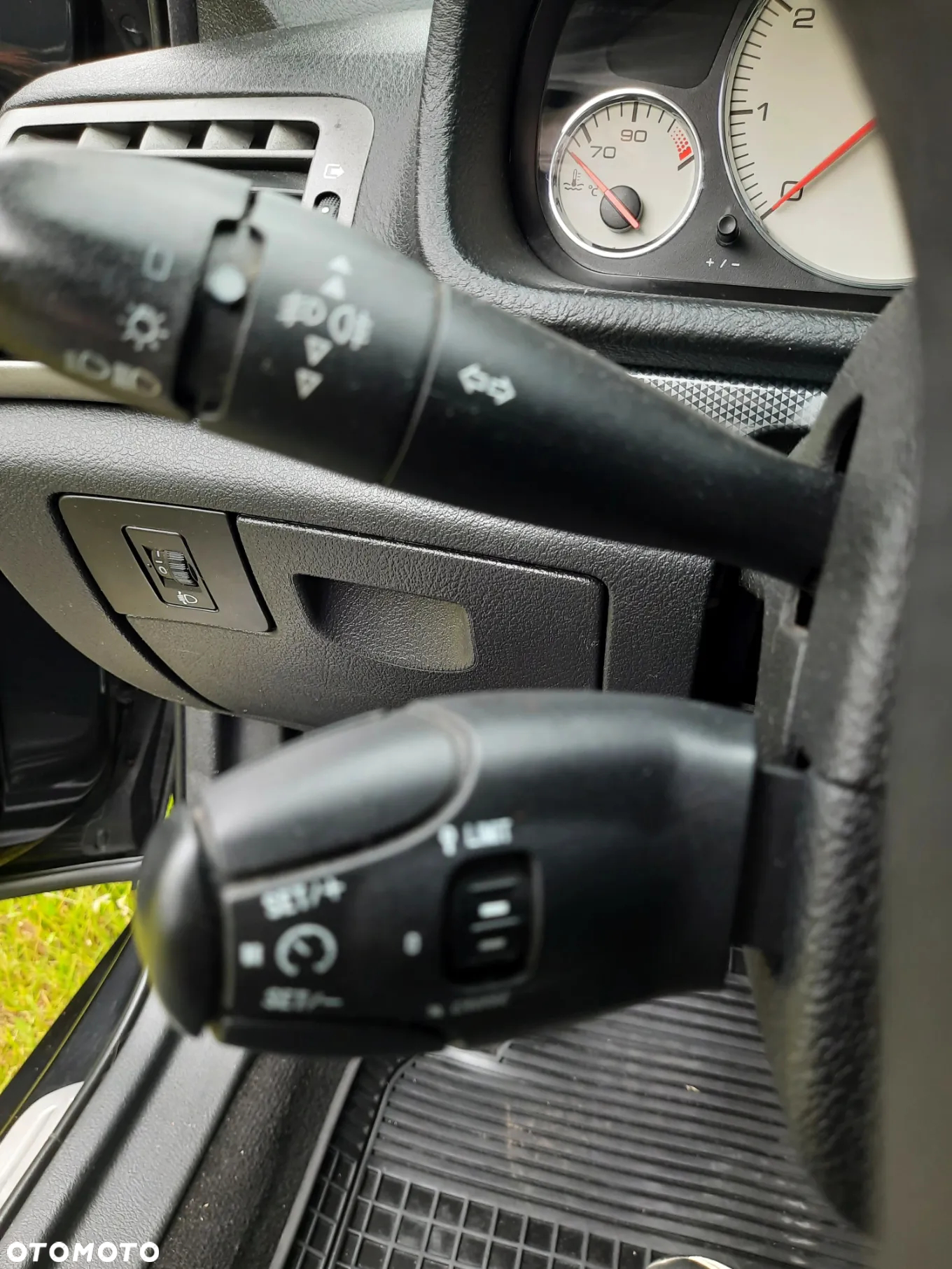 Peugeot 407 SW 140 Esplanade - 16